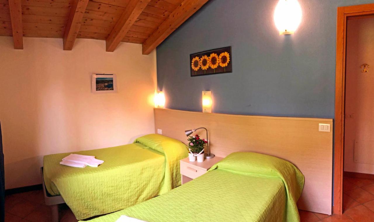 Residence La Collina Vercana Exterior photo